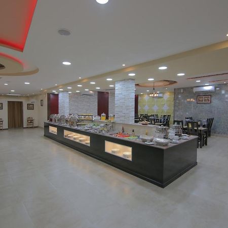 Rose Oasis Hotel Наджран Екстериор снимка
