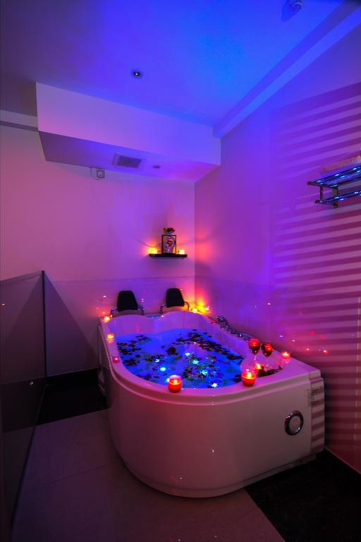Rose Oasis Hotel Наджран Екстериор снимка