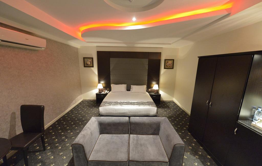 Rose Oasis Hotel Наджран Екстериор снимка