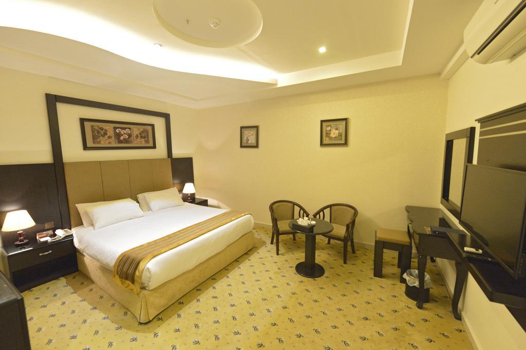 Rose Oasis Hotel Наджран Екстериор снимка